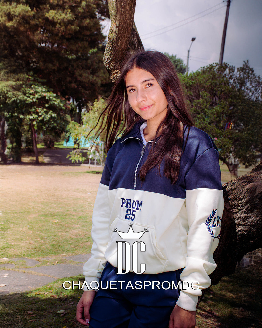 HOODIE DE CUELLO BICOLOR HORIZONTAL, AZUL/BEIGE