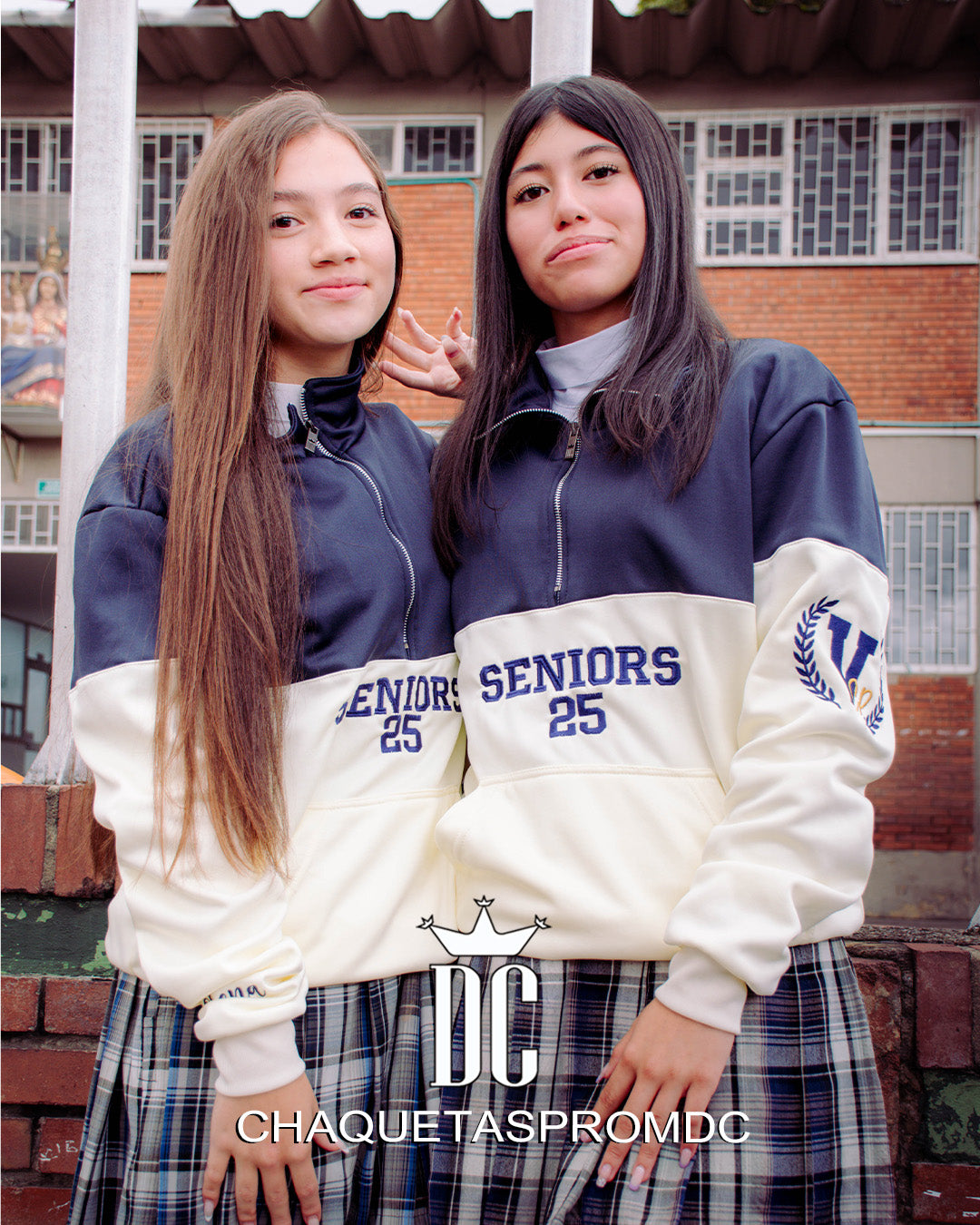 HOODIE DE CUELLO BICOLOR HORIZONTAL, AZUL/BEIGE