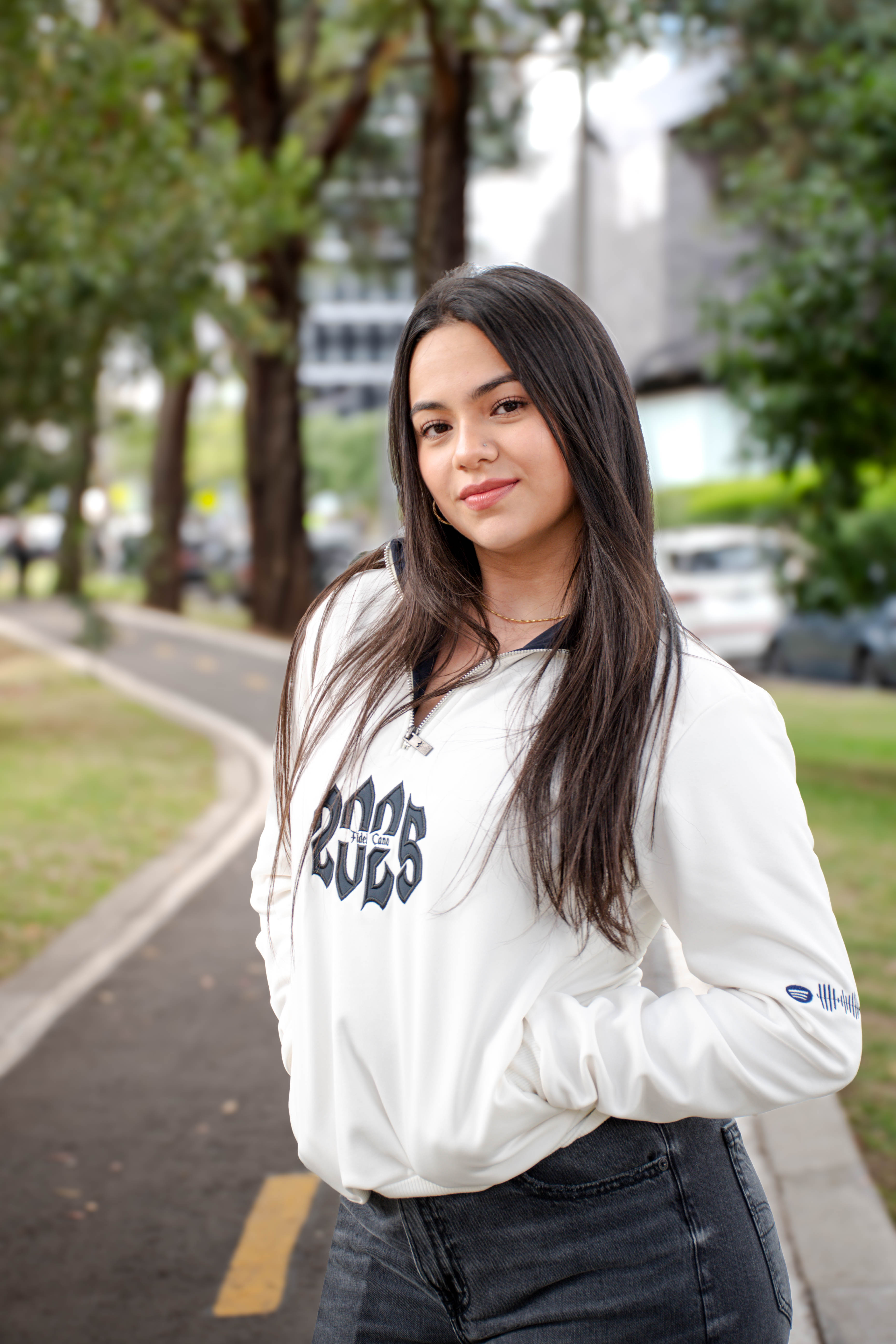HOODIE DE CUELLO UNICOLOR, BEIGE